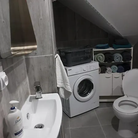 Familial De Apartment Beuvrages
