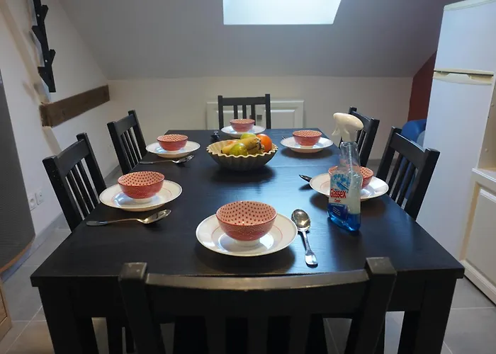 Apartment Familial De Beuvrages